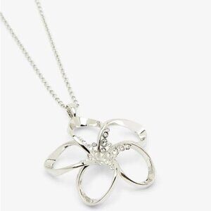 💕TED BAKER💕 Bedelie Crystal Blossom Pendant Necklace Silver NWT